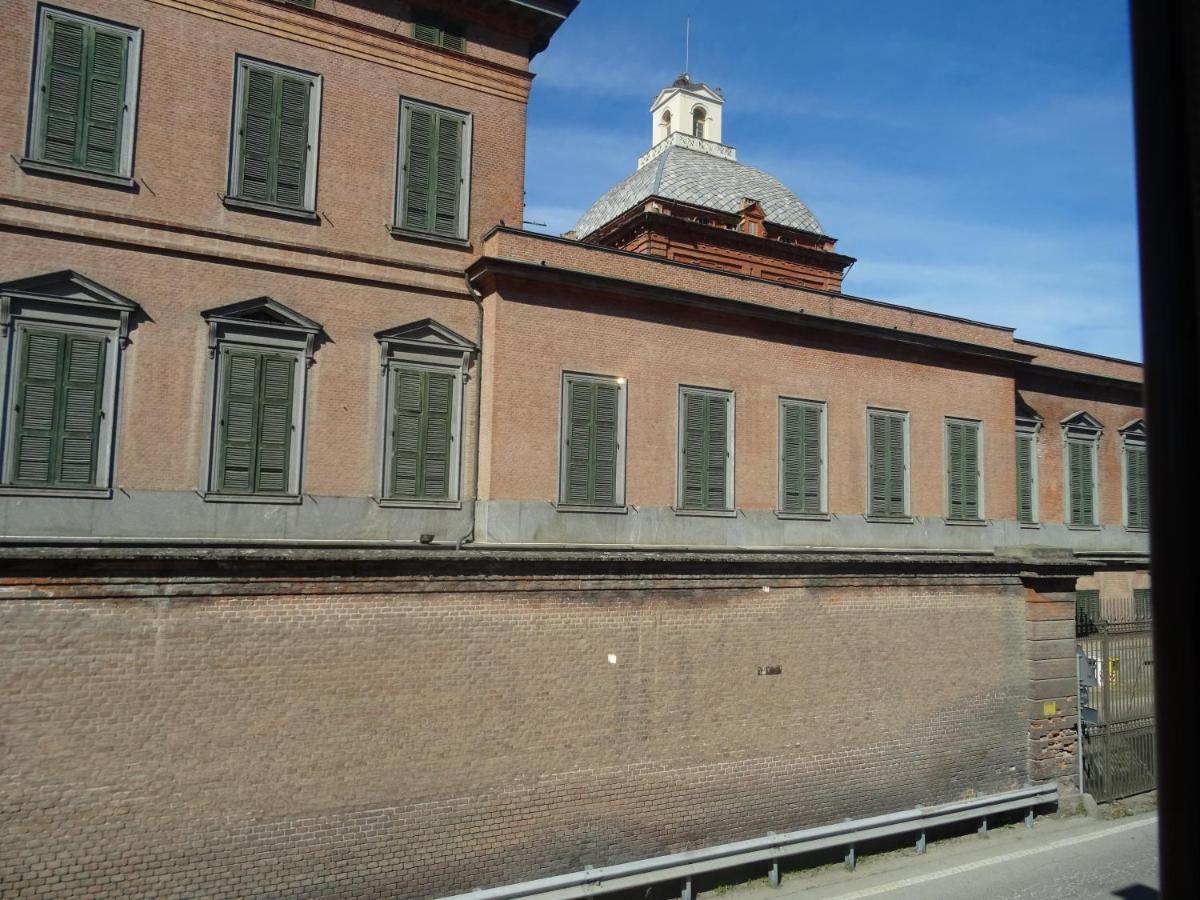 Affittacamere Famiglia Do Racconigi Exterior foto